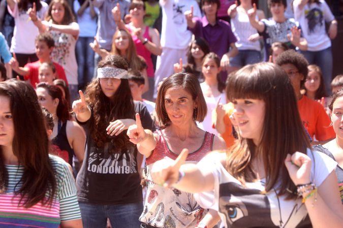 'Flashmob' junto al instituto Sagasta-15